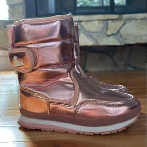 Kids Metallic Pink Winter Boots